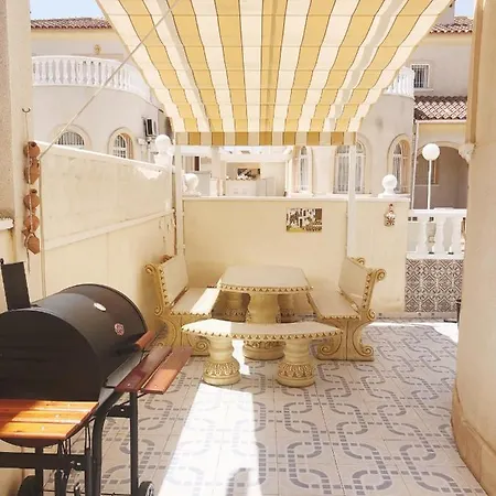 Casa Alrosa בית נופש *