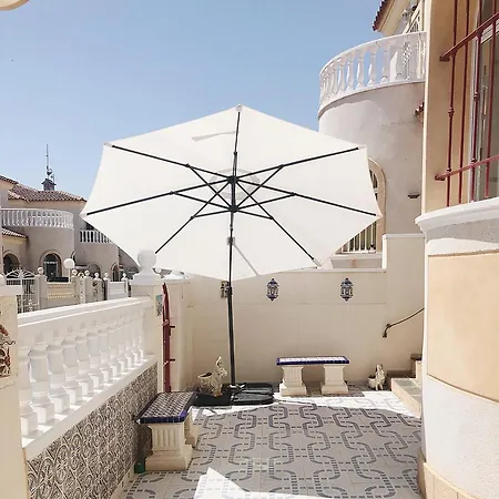 Casa Alrosa בית נופש טורבייחה